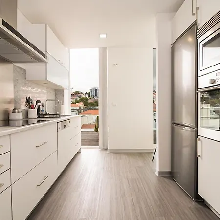 Floor In Center By Morna Homes *